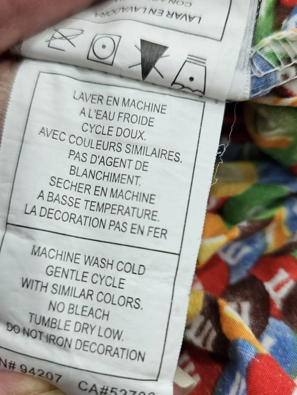VTG m&m's Chocolate Candy Size Bright Colors FULL Fitted Sheet 100% Cotton 2007